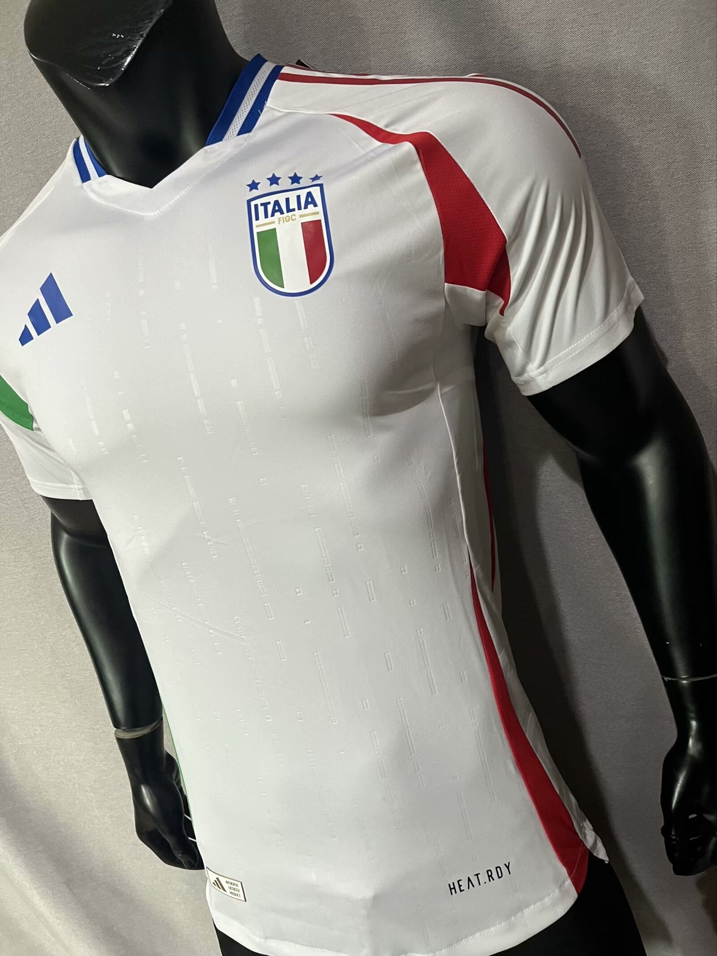 23/24 Italy Away