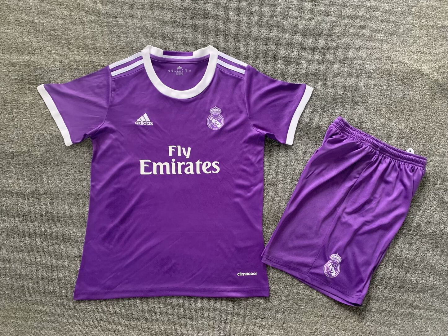 16/17 Real Madrid Away