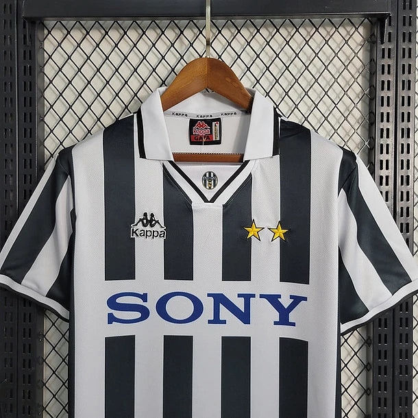 Juventus 95/97 Home Shirt