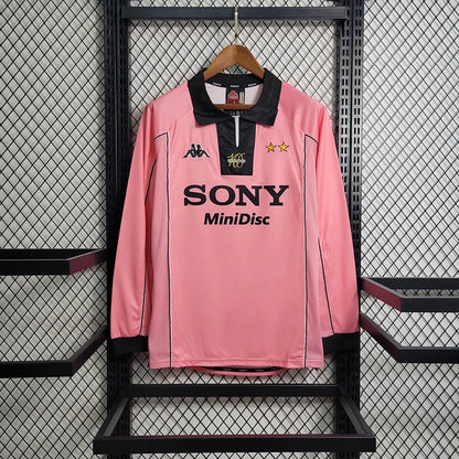 Juventus 1997/98 Long Sleeve Away Shirt