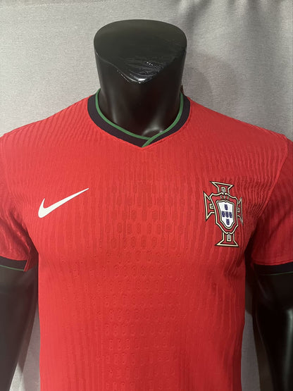 24/25 Portugal Home