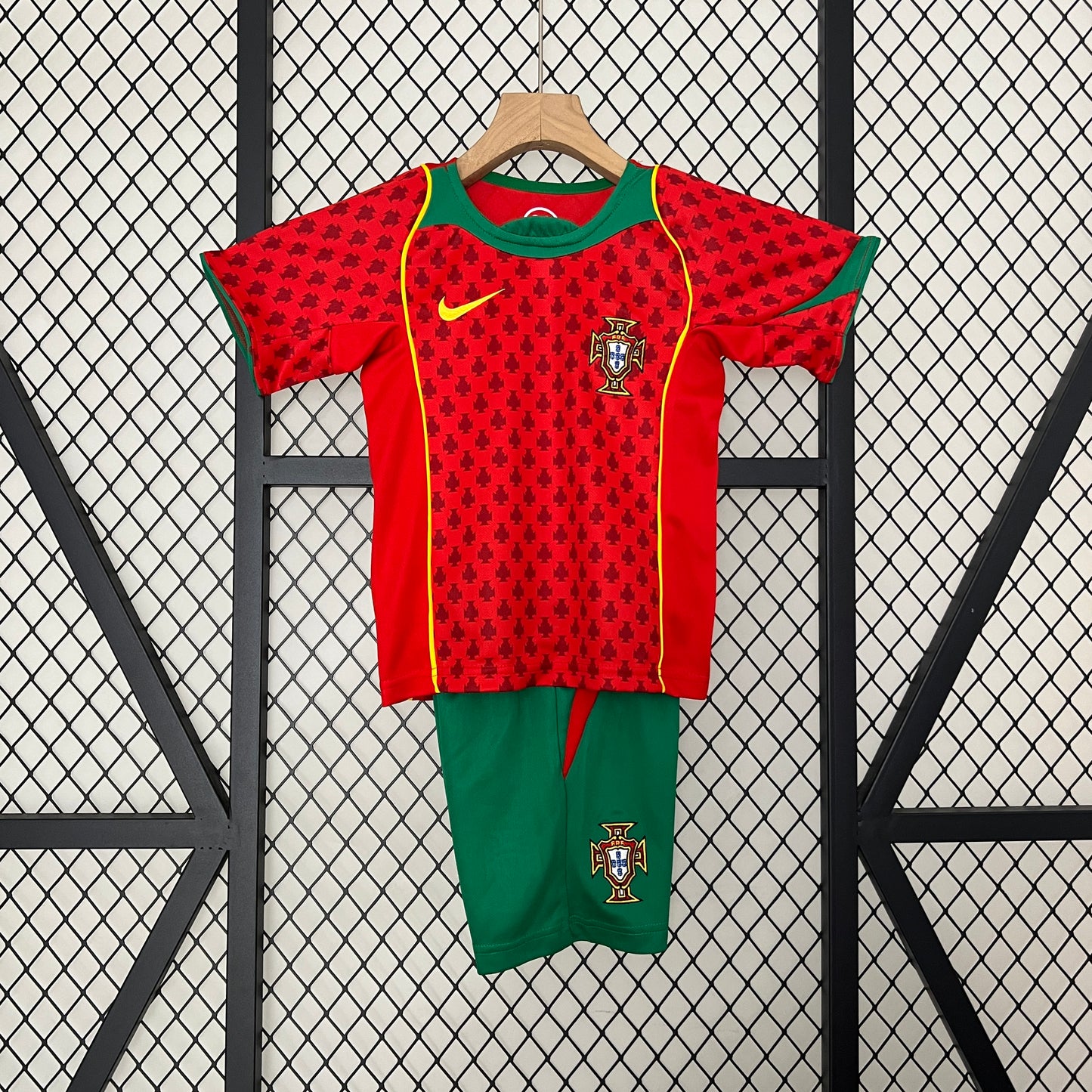 Portugal Home 2004